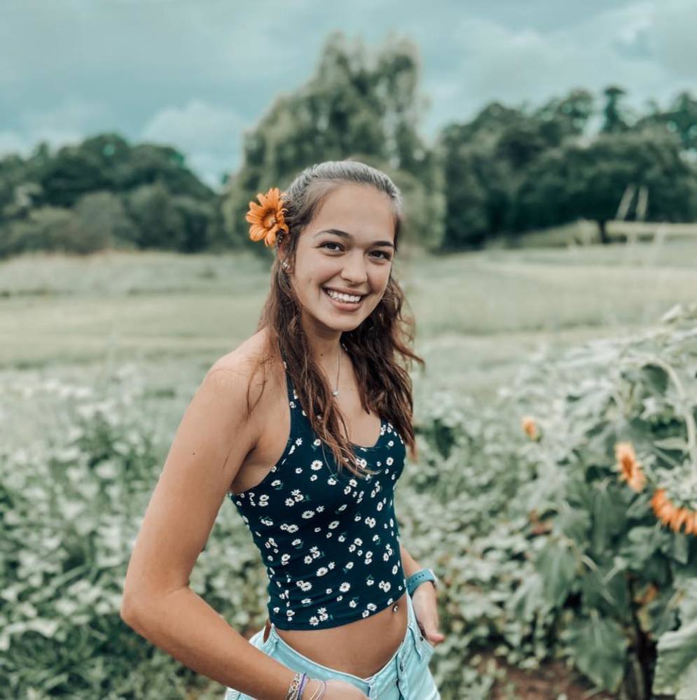 Meet your Posher, Carly